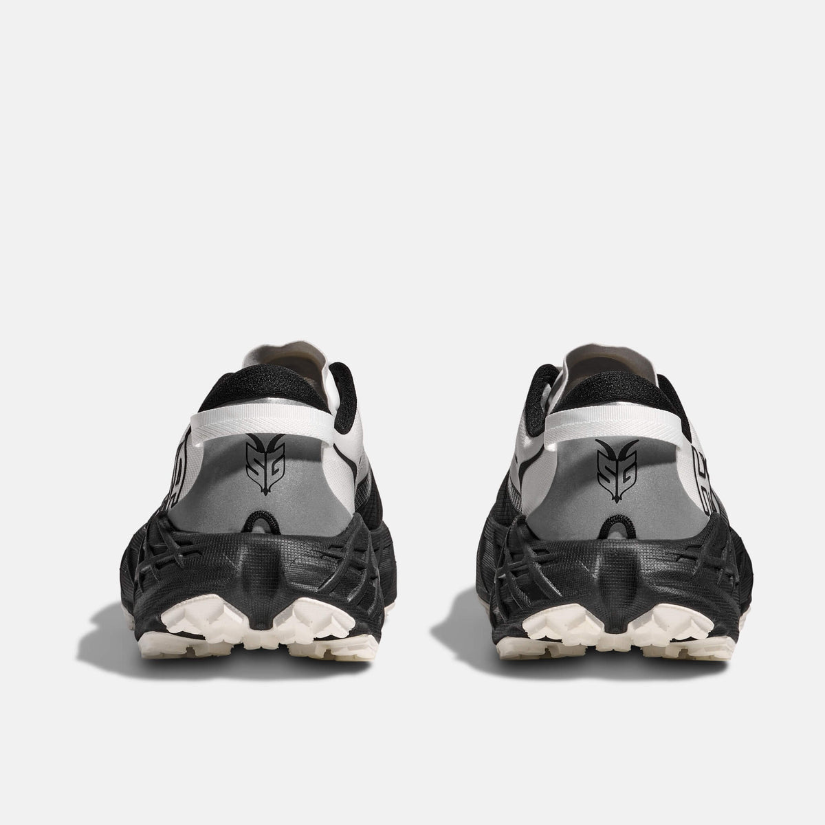 Hoka Speedgoat 7 Black/White