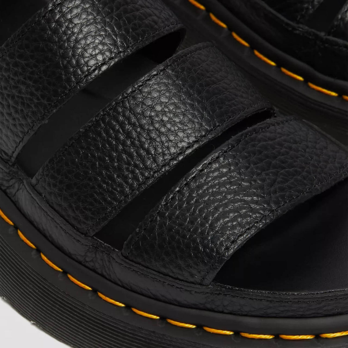 Dr. Martens Clarissa II Quad