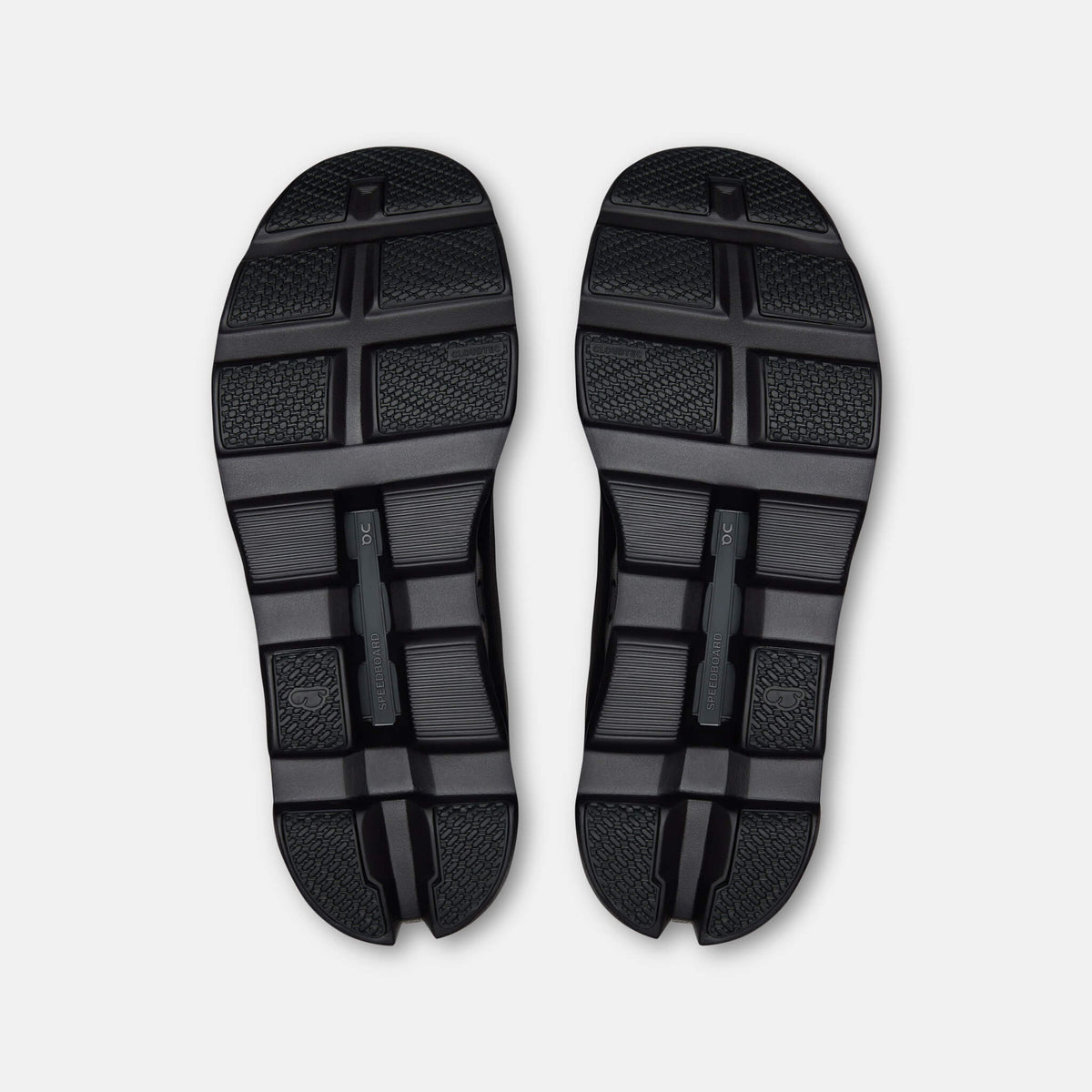 On Cloudmonster 1 Black/Black