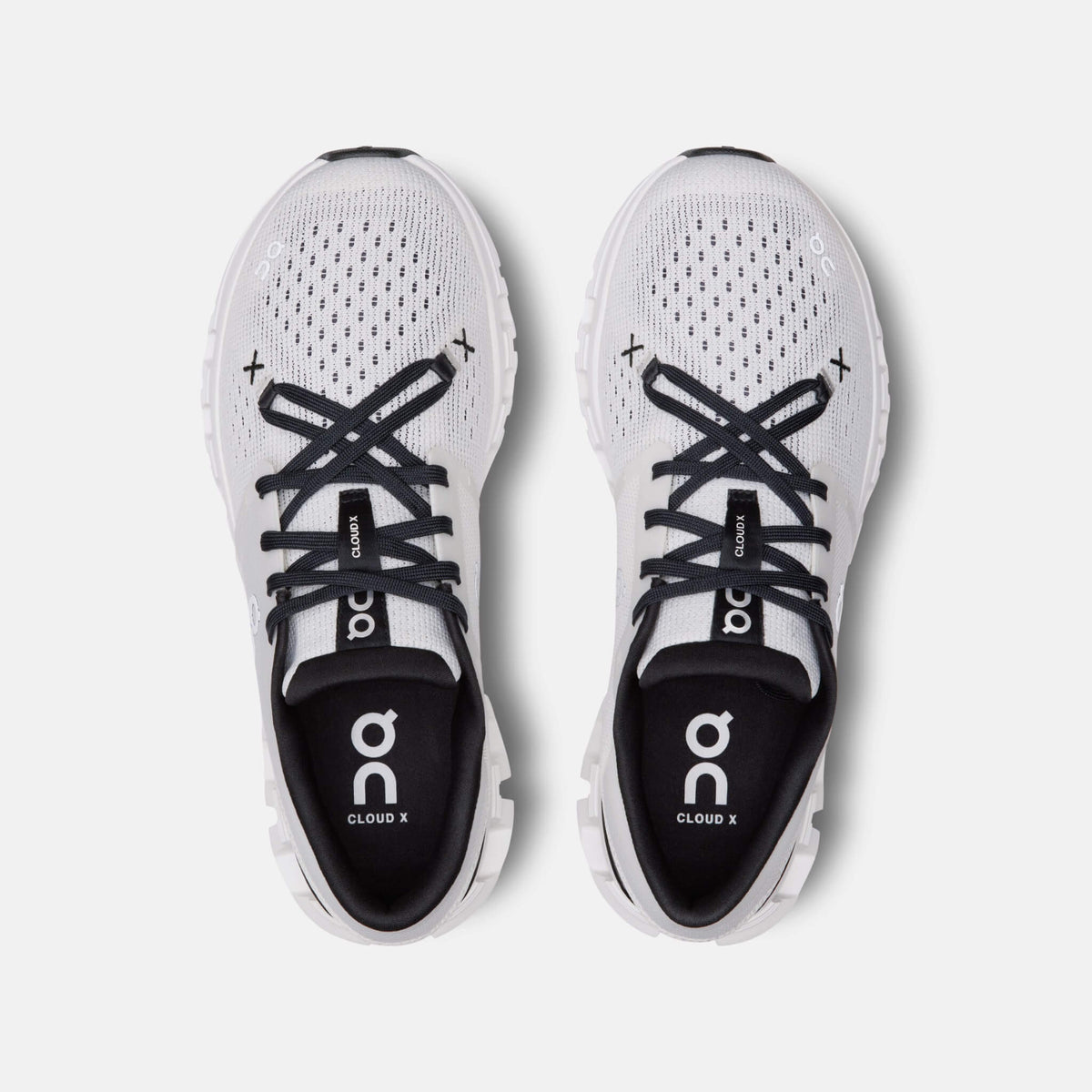 On Cloud X 4 Ivory/Black