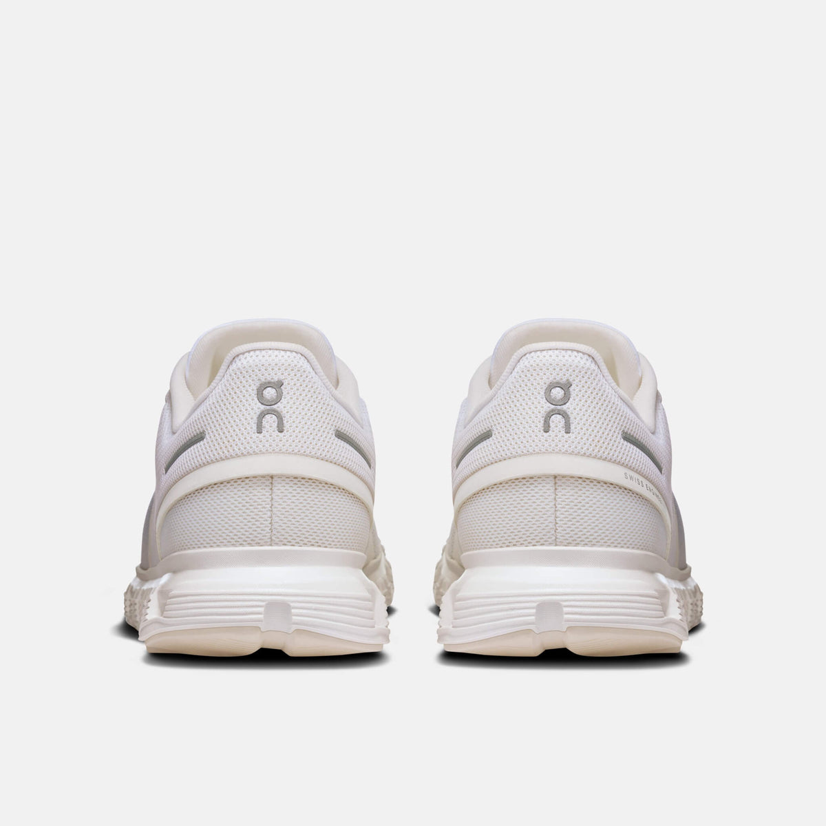 On Cloud 6 White/White