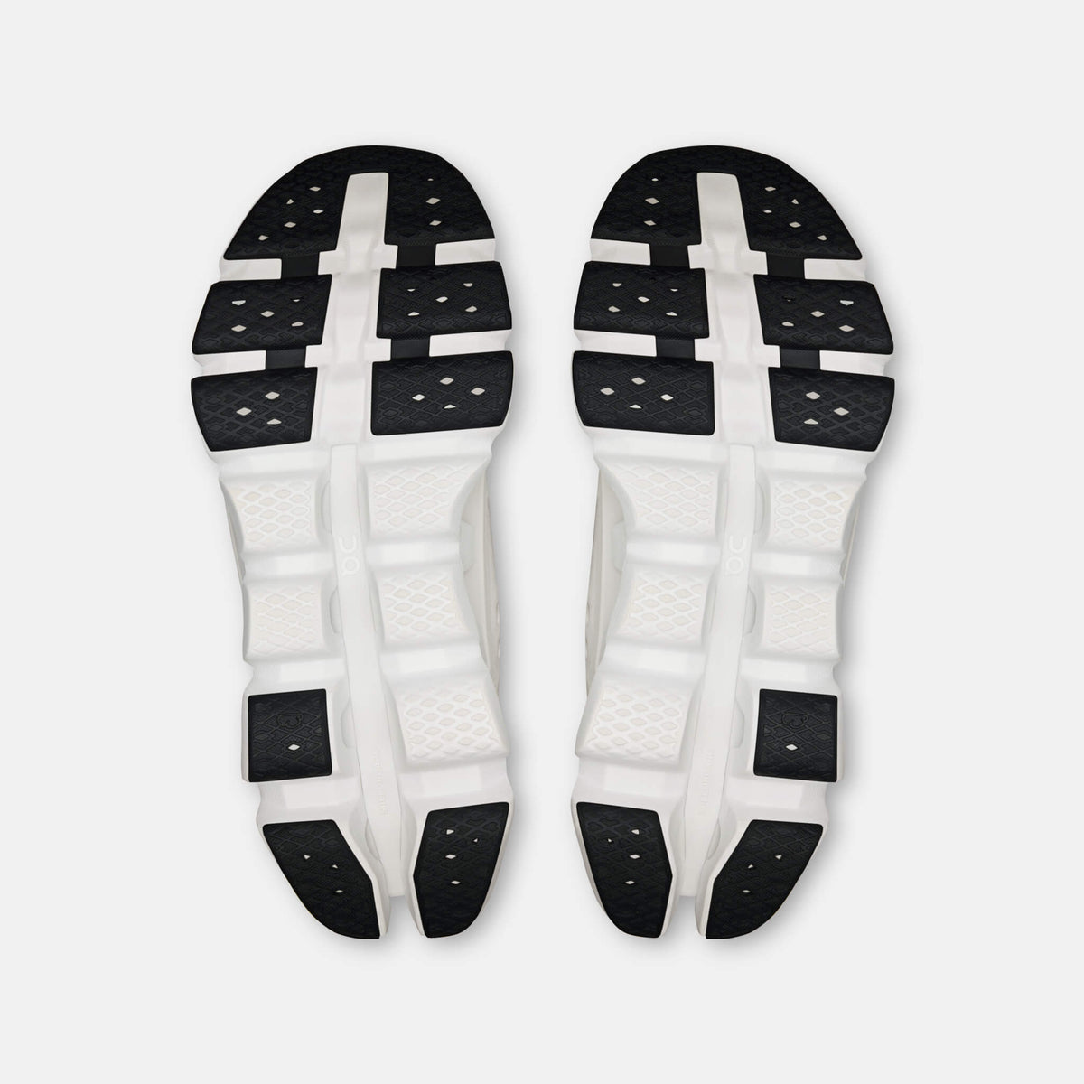 On Cloudswift Amp White/White