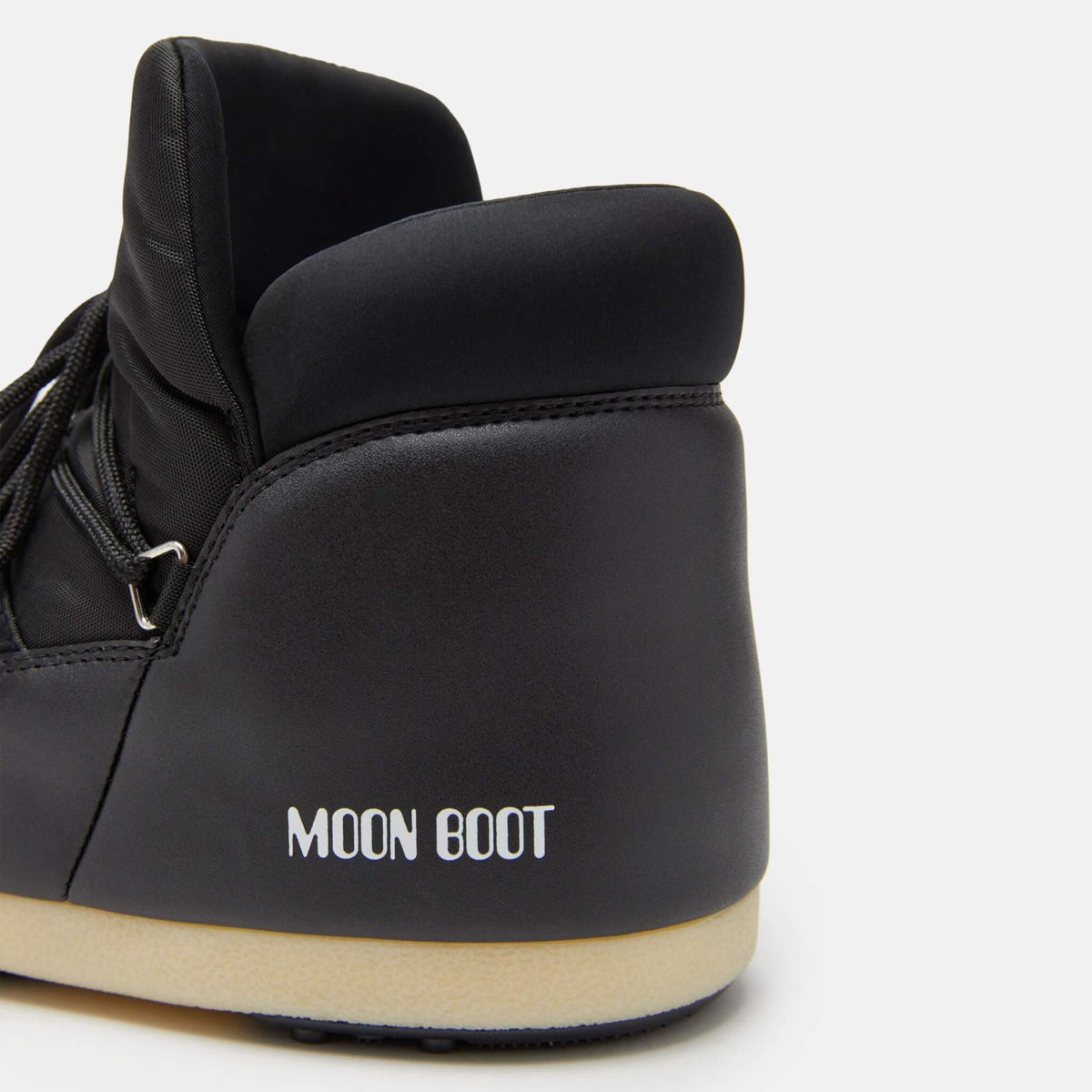 Moon Boot EVX Pumps Nylon Black
